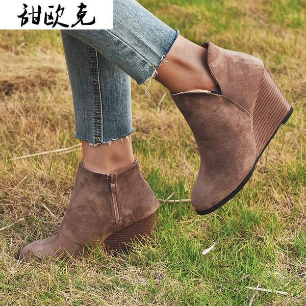 

2020 new autumn women's boots stylish wedge heel mid heel boots pointed side zipper frosted leather ankle zapatos de mujer1, Black