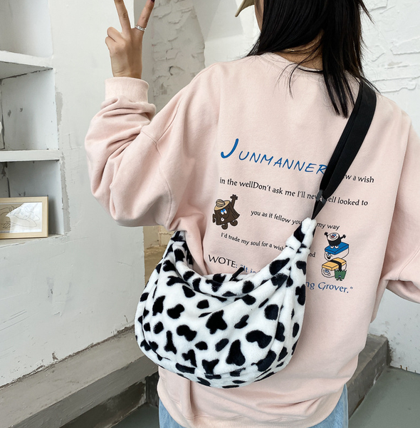 

2020 women cute waist bag fashion bumbag for woman crackle belt bag girl cross body bag sac banane cow soft new tide qs