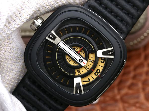 

sv amazing sf spaceship wrist watch. cool avant-garde design, 47mmx47mm, the movement can all be mixed with, Slivery;brown