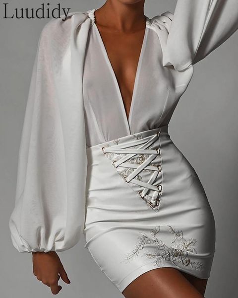 

women high waist elegant floral embroidery eyelet lace-up skirt, Black