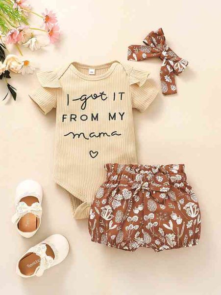 

baby slogan embroidery ruffle trim bodysuit & plant print shorts she, White
