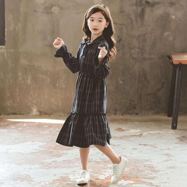 

of new girls' winter drs in autumn 2019 and, Red;yellow