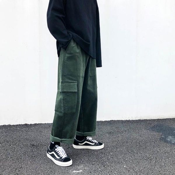 

winter corduroy cargo pants men vintage straight casual trousers streetwear wide leg big pockets pants male clothing sale, Black