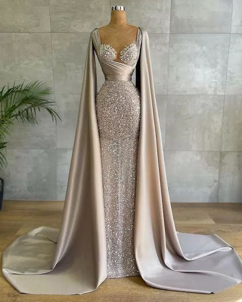 Abiti da sera reali Paillettes luccicanti Appliqued Pizzo Guaina sexy Abito da ballo con scollo a barchetta Abiti da ricevimento per feste convenzionali Raso increspato Vestido de novia CG001