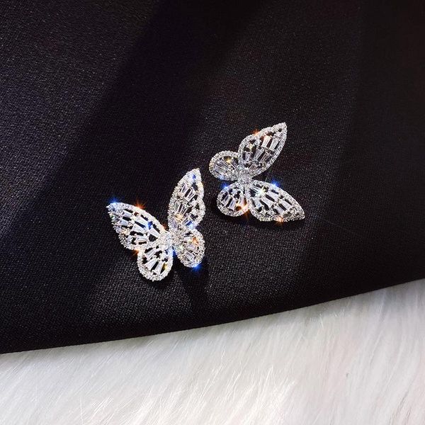 

trendy white gold gorgeous zirconia butterfly stud earring for women temperament bling cubic zircon feminia, Golden;silver