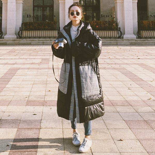 

2021 new female black coat new long winter plaid seam with hood 95% white duck down thick korean loose women's jacket 10f l2ld