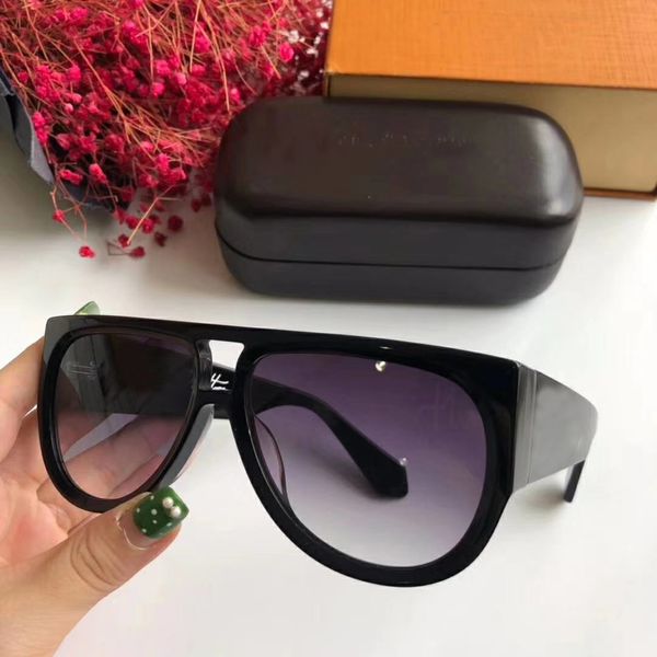 

large frame men's and women's fashionable anti ultraviolet sunglasses, Black