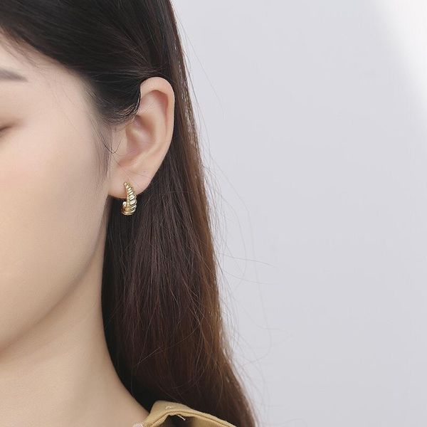 

hoop & huggie 925 sterling silver earring fashion c-shaped leaf ear ring coarse bevel gear personality chic ins style girl jewelry1, Golden;silver