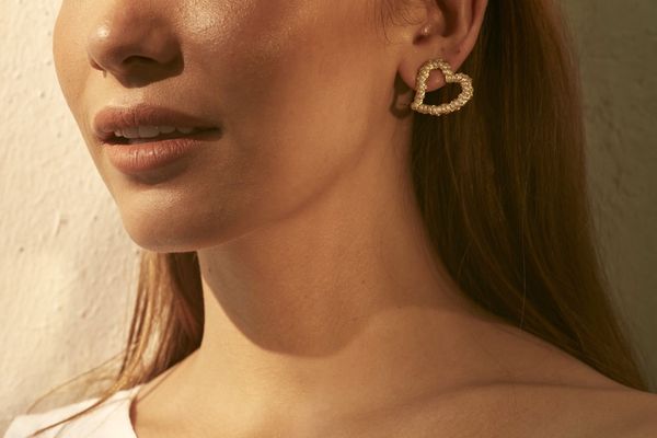 

european and american minority fashion commute minimalist stylish creative style brass gold plated heart-shaped pearl asymmetric earrings fa, Golden