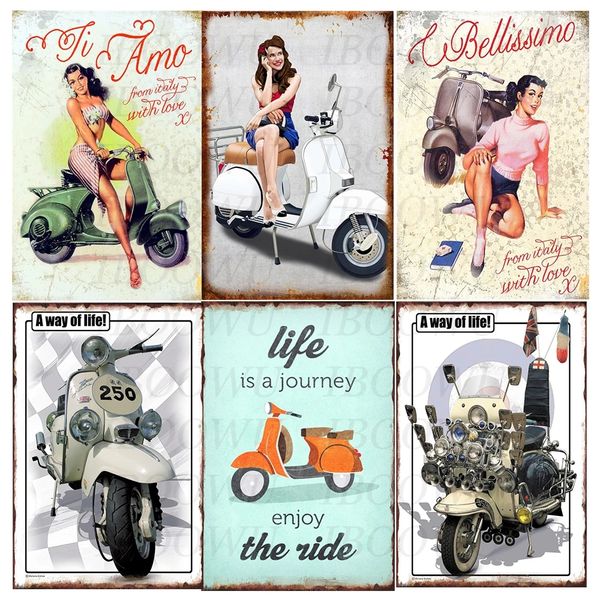 Targa in metallo per motociclette vintage Targhe retrò Pittura Garage retrò Moto classica Pin up girls Decorazione da parete per garage Parete decorativa Piastra metallica retrò Dimensioni 30X20 cm