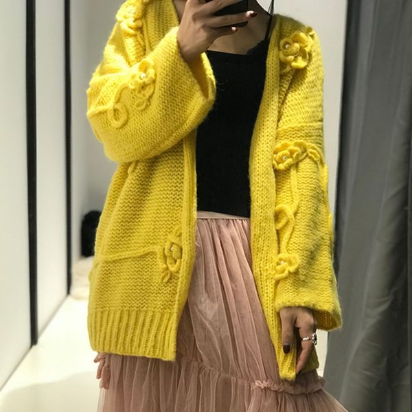 

jumper poncho sweater women sale cardigan crochet color mohair handmade pearl new 2020 winter feminino lazy wind female v-neck h1211, White;black