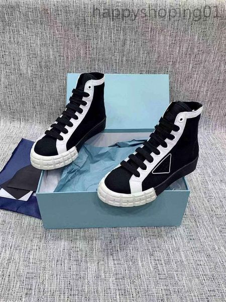 

fashion women gabardine high-sneakers ,canvas printed triangle casual shoes comfortable rubber sole with tire tread skateboarding sneake, Black