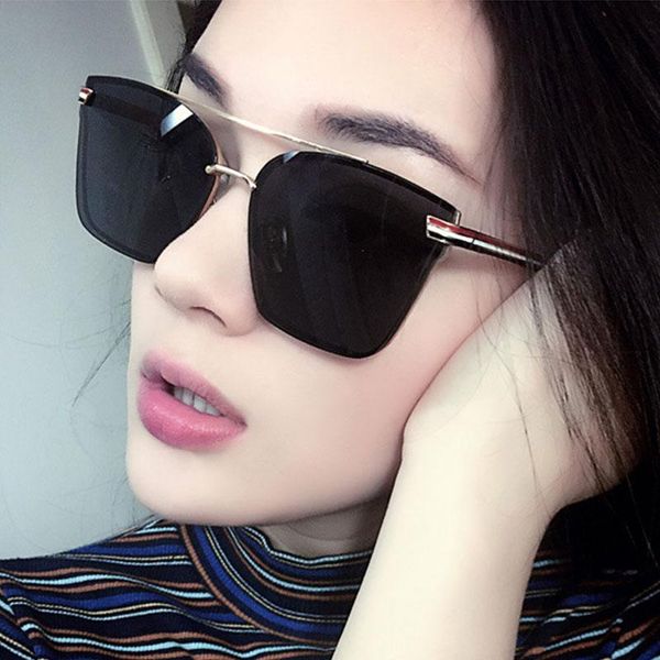 

2020 vintage luxury women's sunglasses silver pink gray color lens glasses classic retro outdoor sun protection, White;black
