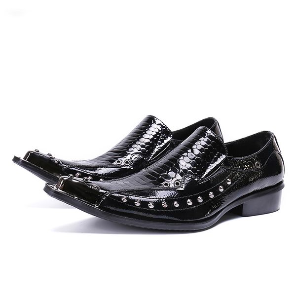 2020 Luxury Chaussures Hommes Scarpe in vera pelle da uomo Punta a punta in metallo Squame di pesce Rivetti Scarpe oxford per uomo Matrimonio rosso, 46