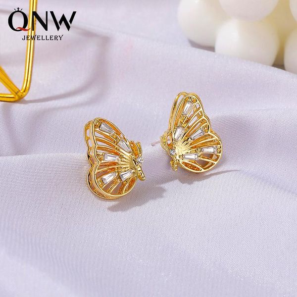 

stud fashion butterfly 3d sweet zircon earrings, Golden;silver