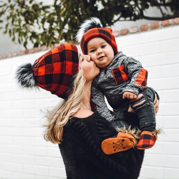 

new winter knitted hat lovely pom pom wool ball parent-child woolen cap kids casual warm pompoms hat cute party hats vt1997