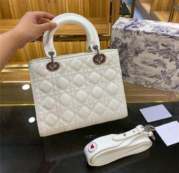 

fashion badge luxury princess diamond handbags patent removable women broadband clutch leather bags vintage clutch lady designer alliga vedm