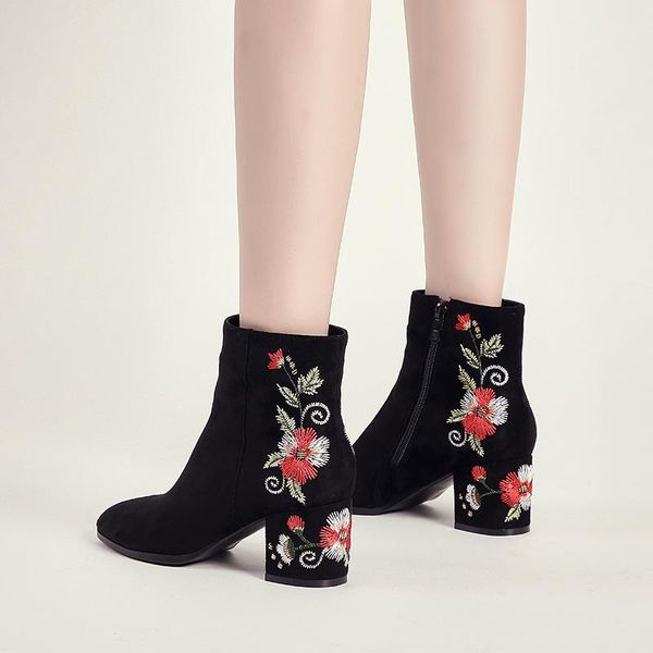 

women's booties fashion embroidery warm round head thick with suede embroidery zipper in the tube ankle boots boots, Black