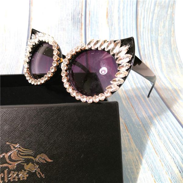 

sunglasses 2021 fashion color women flower cat diamond sun glasses uv400 shiny party shades eyewear fml, White;black