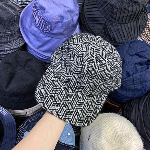 

202011-shi9212 new autumn winter warm herringbone pattern geometric pattern leisure octagonal hat men women visors cap, Blue;gray