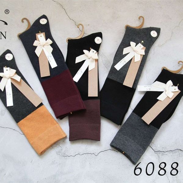

luren autumn and winter women's personality trend, versatile, show thin legs, high tube cotton stockings, Black;white
