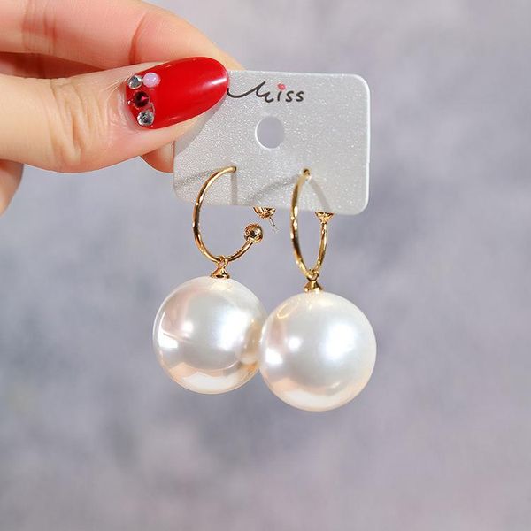 

2020 fashion jewelry elegant large pearl earrings metallic c type wedding party hoop earrings for women, Golden;silver