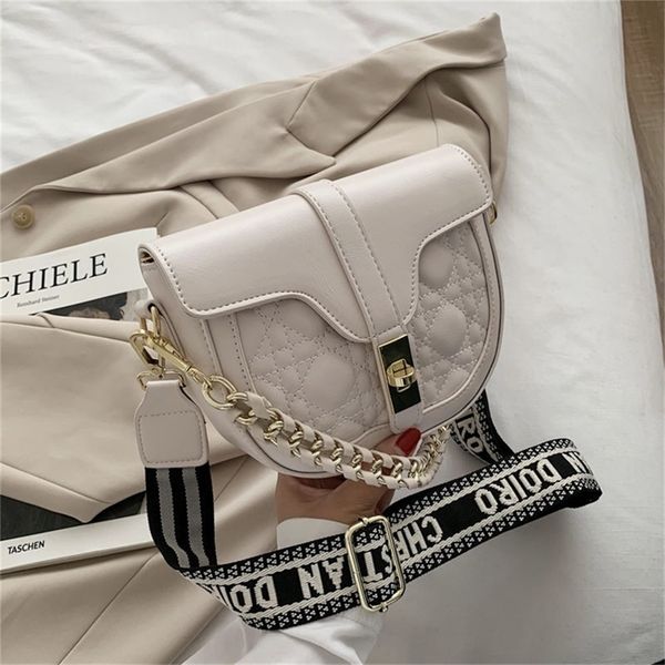 

outlet sale 80% off bag female new style foreign versatile messenger bag student ins single shoulder fashion version net red saddle