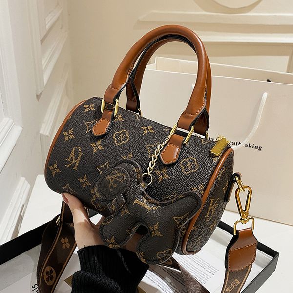 

luxury brand lady crossbody designer handbag ladies barrel bag luxurious bag female flip leather messenger bag wristlet wallet bags frame sh