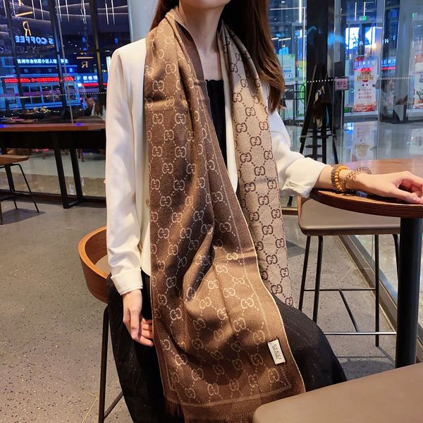 

2020 the selling new wholesale scarf fashion women's sunblock scarf classic brand print 180*48cm hn1, Blue;gray