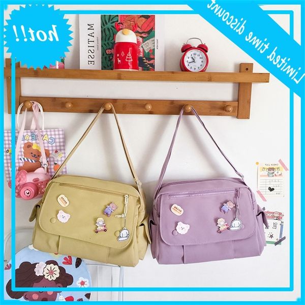 

korean xiaoqingxin schoolbag women's 2021 new shoulder leisure large capacity messenger bag fashion