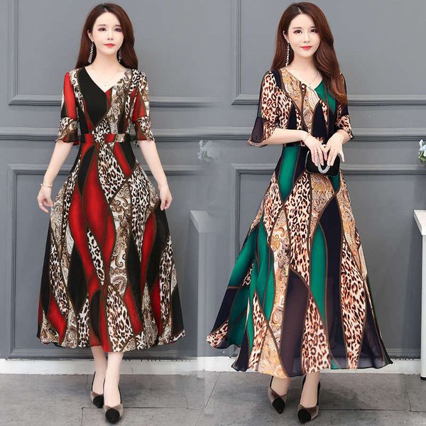 

leopard print national dress new style spring / summer 2019 broad lady noble high end knee length mother chiffon skirt, Black;gray