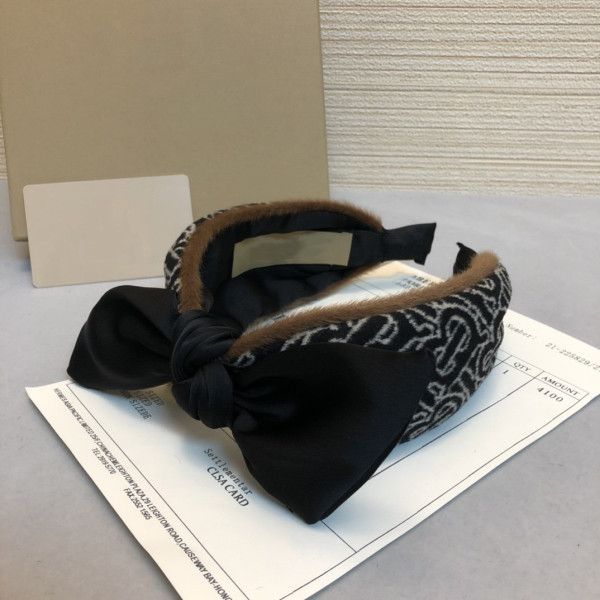 

модный обруч для волос, разработанный новый бренд зимний обруч с волосами с волосатым краем имеет высокое качество и универсальный стиль, Black;brown