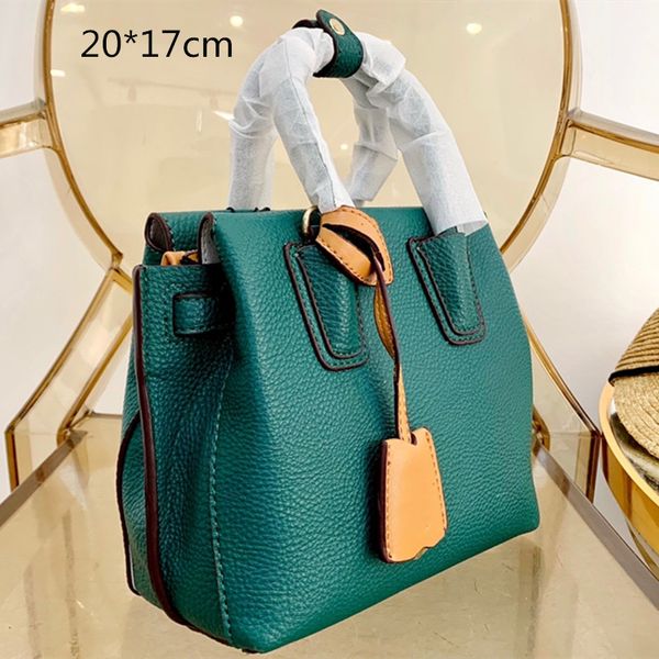 

designer women handbags totes sold crossbody shoulder bags 2020 brand-new cowhide bags l0g0 (20*17cm) gmc202001 mc2
