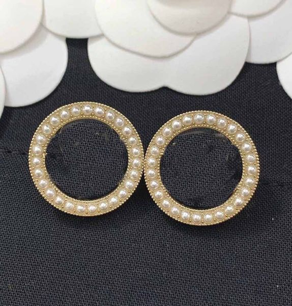 

2021 round shape with pearl for women stud earring with box ps3681, Golden