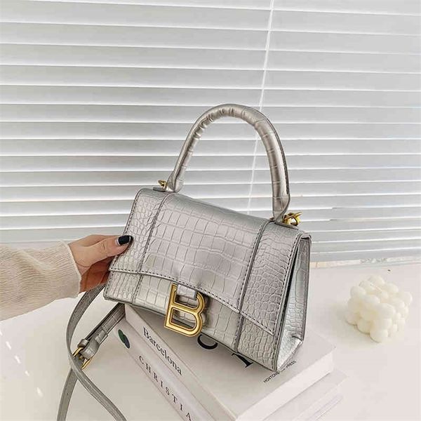 

sale 90% off star same bag female 2022 new fashion versatile crocodile pattern small square one shoulder messenger net red hand