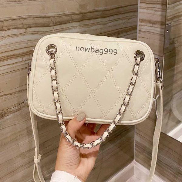 

luxurys designers ladies mini wallets silver hardware chain white camera bag genuine leather coin purse crossbody shoulder bags for phone