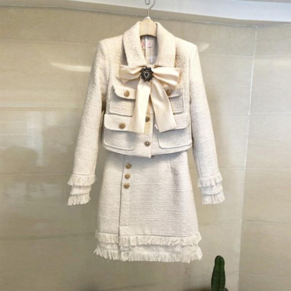 

two piece dress runway lady wool 2 set winter women luxury diamond bow gold short tweed jacket coat fashion tassel pencil skirt suit, White