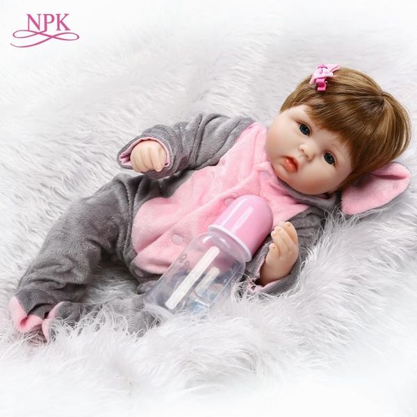 

18inch 42cmlifelike reborn dolls babies silicone reborn baby boy dolls baby real alive toys for girls bebe gift reborn bonecas y200111