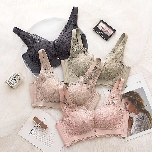 

2020 new natural latex rimless comfortable lace underwear women's gathered adjustable bra, Red;black