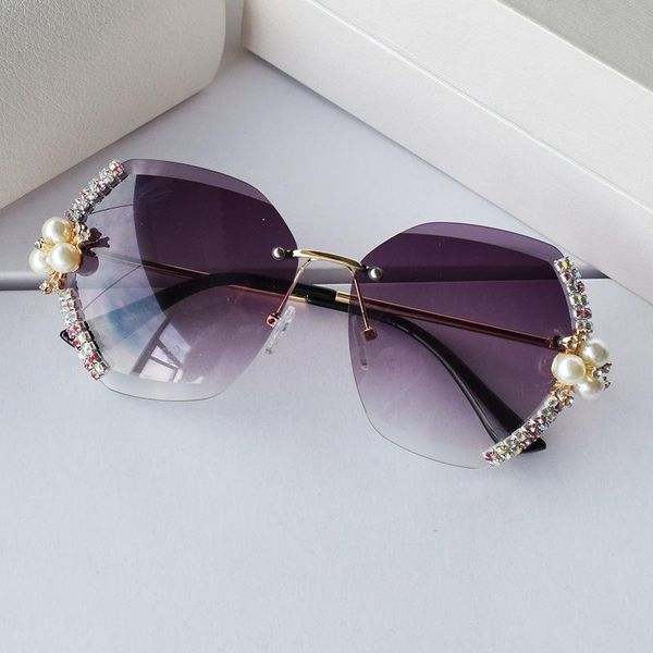 

oversized rimless sunglasses women 2020 vintage luxury sun glasses female retro diamond sunglass woman shades for women uv400, White;black