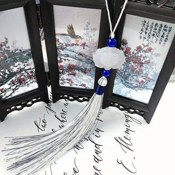 

2pcs white jade decor tassels fring pendant diy jewelry garments crafts accessories key car bag hanging ring silk tassels trim h jllich