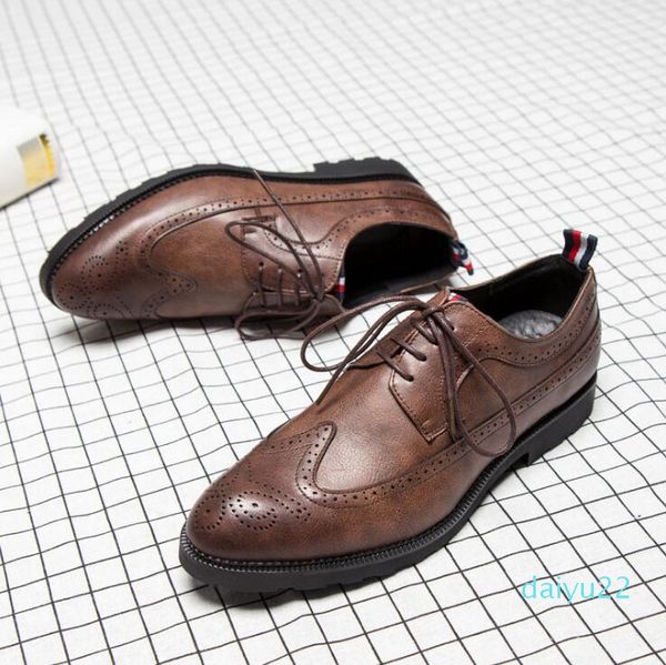 Scarpe casual da uomo in pelle nera abito da sposa formale derby oxford scarpe brogue piatte marrone chiaro da uomo