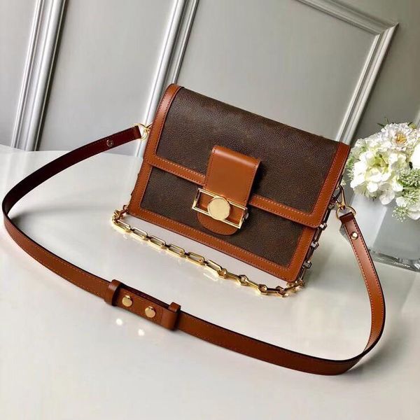 

latest fashion luxurys designers bags, men and women shoulder bag, handbags, backpacks, crossbody , waist pack.wallet.fanny packs 0l01