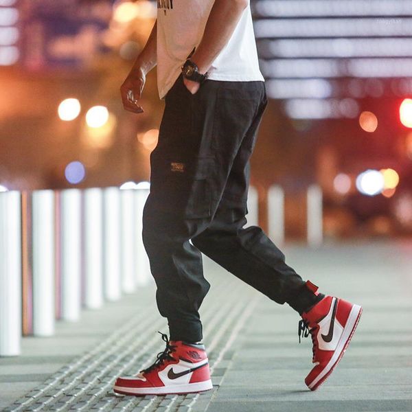 

cargo pants men 2020 mens streetwear joogers pants black sweatpant male hiphop autumn pockets trousers overalls1