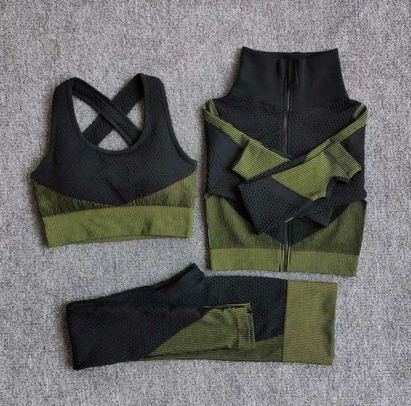 

2020 seamless yoga slim running exercise fitness three piece suit for women, Gray