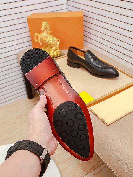 

designer man business male shoes fashion men wedding dress formal shoes leather luxury men office sapato social masculino party shoes, Black
