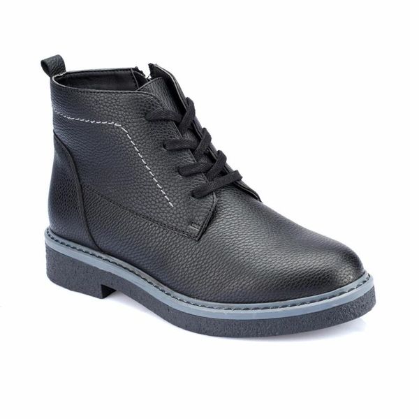 

flo 82.150342.z black women 's casual boots polaris