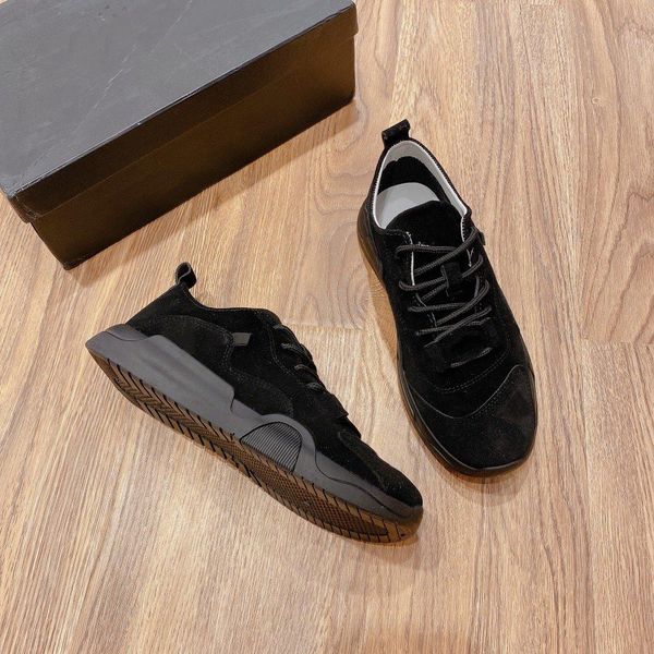 

2021 men's fashion casual shoes, high-quality leather, mesh and breathable, very comfortable, fashionable outdoor sports shoes, Black