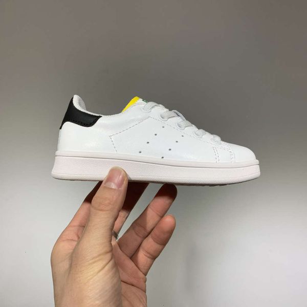 

spring children's little white 2021 boys and girls' classic casual board sho, Black;red