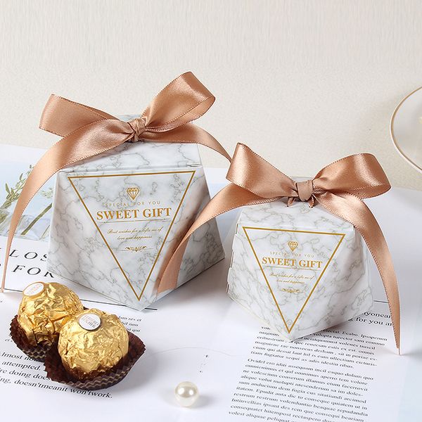 

favor holders diamond paper candy boxes creative wedding favors for guest wedding party gift with ribbon 8x6x5.8cm